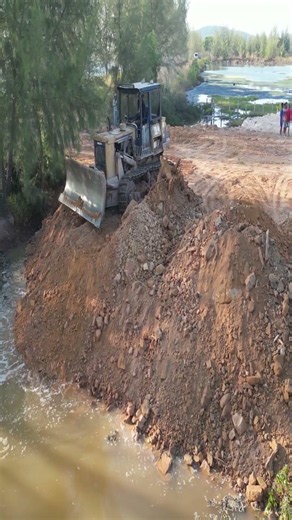 EP.334 Strong Komatsu D53P Dozer Pushing Stone Building New Road #pnmachines