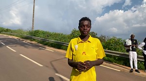 Flex B rencontre un fan, pas comme les autres… Regarde jusqu’à la fin | Hugo l’apache