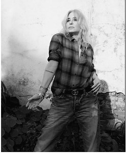 LISTEN! new Brix Smith track from her forthcoming 'Valley Of The Dolls' album