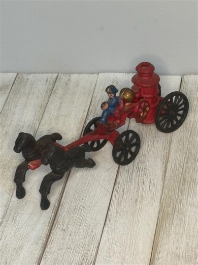 Vintage Collectible Cast Iron Two Horse Drawn Fire Pump Engine Figurine - Etsy