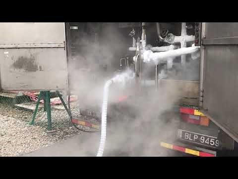 Liquid nitrogen unloading to tank by hose