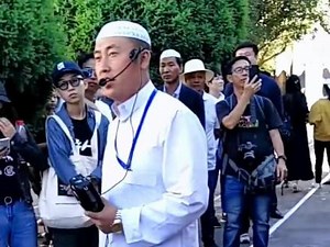 东关清真寺王少峰阿訇（导游）含泪😭😭😭讲解必须孝顺父母#东关网红将解员 #东关大寺