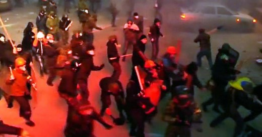 Violence escalates at Ukraine anti-government protests