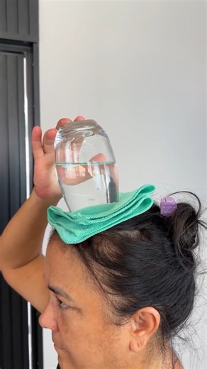Put a glass of water on your head, it will change your day | Pepper tips