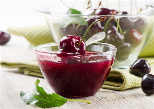 Domaće slatko od trešanja