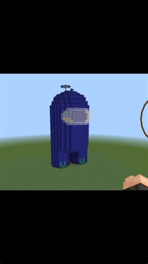 among us' statue in Minecraft