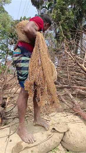 Amazing River Fishing with Hand Net.