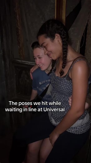 Anything to sit…@Layla🌸🩵 #universal