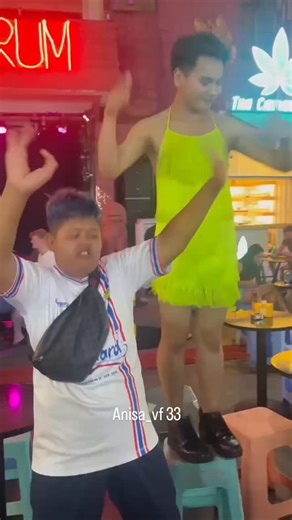 casuals wear on Instagram: "Badru On Tour Thailand 👌 DM/TAG For Repost ! © All Rights and Credits Reserved To The Respective Owner(s). Please Contact Us For Credit or Removal. #indocasuals #reels #reelsinstagram Sumber : ● Rekomendasi seller Stone island , Cp. Company dll @dsstore.ind ● Rekomendasi Belanja Sneakers Original Garansi 100% Disini @exsneakerstore2 ● Stone island, cp company, fred perry dan napapijri harga under retail hanya ada di @barkahsupply ● Cari casual buat perempuan? yg mura