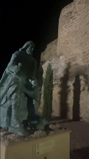 Castillo De Yeste (nocturno)