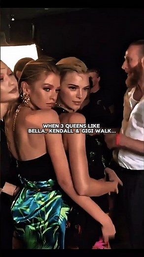 😱 When Bella Hadid, Kendall Jenner & Gigi Hadid OWNED Versace SS20 🔥