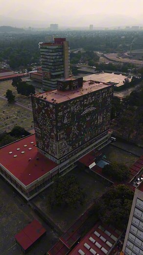 Biblioteca Central en Ciudad Universitaria: Un Ode al Conocimiento