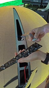 This flexible LED module can be bent at a certain angle. ✅The LED spherical screen adopts a front maintenance design, which supports the rapid removal and replacement of LED modules from the front, greatly improving maintenance efficiency. ✅The LED spherical screen uses an exclusive customized trapezoidal flexible LED module, which perfectly fits the spherical curved surface structure, making the modules fit seamlessly and giving the picture a strong sense of integrity. Buy stable LED display, g