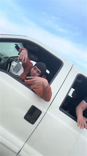 Seth Armstrong 💎 (@trapstartruckingg)’s video of 7.3 Powerstroke