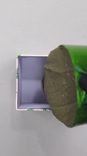 Cool cement vase | Nifty & Thrifty