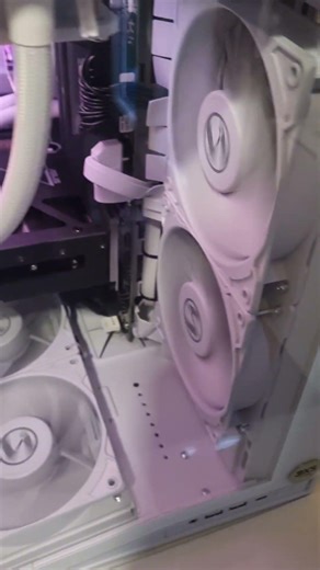 Why does my pc sound like this?