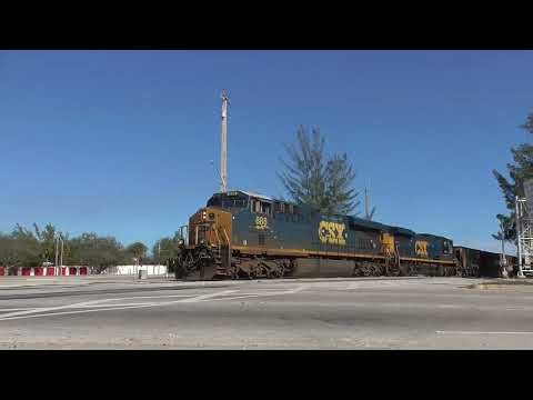 ALMOST CRAZY EIGHTS! CSX 888 North On Train M852-21 Plus More Trains From Riviera To Boynton 2-21-26