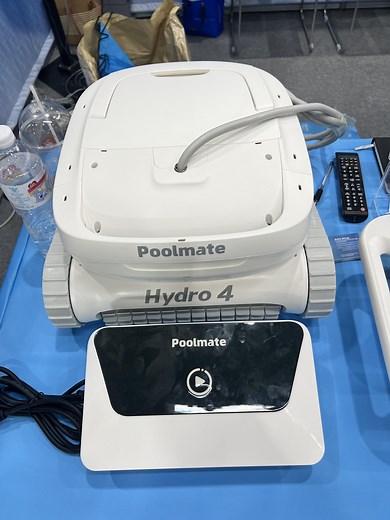 We're thrilled to see even more visitors exploring Poolmate's healthy, efficient and safe pool cleanning solutions. Exciting discussions about promising partnerships are underway. | Chasing Cleaner