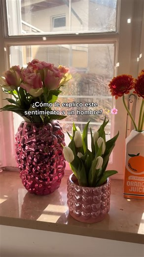 TEDi Comercio S.L.U. on Instagram: "Jarrones que activan al instante tu lado girlcore ✨🪩 ¿Cuál escogerías tú? 👀💛 #TEDiHome #DecoraciónInterior #AmorPorLosJarrones #InspiraciónDecor"
