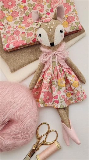 This was my first ever pattern that I released back in 2019, and she is still a favourite and such a joy to make! #handmadedoll #handmadefabricdoll #handmadeclothdoll #fawndoll #deerdoll #keepsakedoll #specialdoll #nurserydoll #dollpattern #deerdollpattern #dollpatternandtutorial #dollsewingpattern #sewingproject #dollmakingprocess #dollsclothes #dolldesigner #dollartist #dollmaker #deerdarlingdolls | Deerdarlingdolls