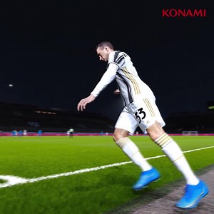 106K views · 4.3K reactions | We're celebrating the 4th Anniversary of PES Mobile 拾 We're giving all users a new "Iconic Moment Series" Ronaldo for FREE: https://konami.jp/3hZfCUh Head in-game for more details! #PES2021 | eFootball | Facebook