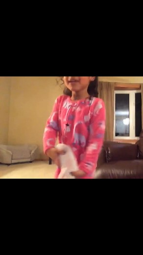 Little mora def plotted that one 😂🤞🏼 the girly faces 💕 | Mar Nicole