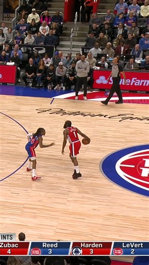 UNO making it look easy! 👀 | L.A. Clippers