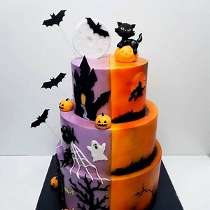 The Best customized cakes in dubai, we deliver anywhere in UAE @thehouseofcakesdubai Order online at www.houseofcakesdubai.com Or contact us on WhatsApp 0526699670 | The House of Cakes Bakery Dubai