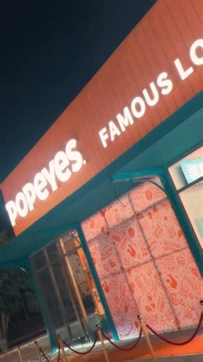 Ya tuvimos la primera probada de Popeyes en Plaza Xcumpich en Mérida. 🧡🍗 Mañana, 23 de enero, te esperamos en la gran apertura con sorpresas crujientes y jugosas para ti. | Popeyes México