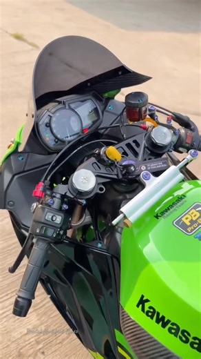SC Project On Kawasaki ZX6R Cold Start #kawasaki #zx6r #kawasakizx6r #scprojectexhaust