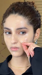 @unleashia babe skin baby blue cushion in shade 21 N, this cushion foundation is lightweight but high coverage, I was surprised to see it covered up my acne and it wasn’t greedy or too matte, it’s perfect! #acne #cushionfoundation #makeup #koreanmakeup | Serenasrosess