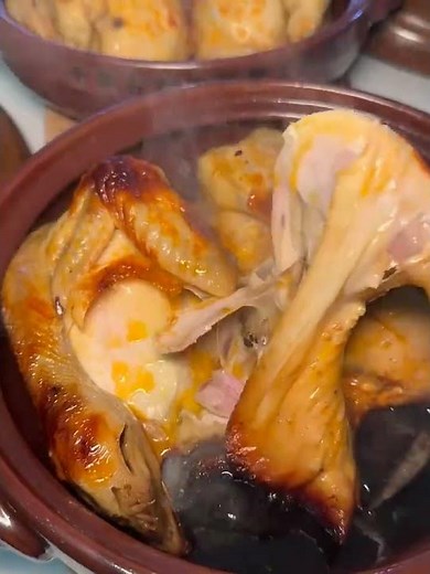 COOK LIKE A PRO WITH THIS Römertopf Roast Chicken Recipe #food #shorts #delicious