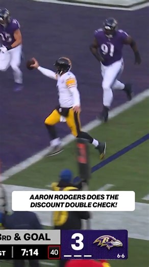 NFL on FOX on Instagram: "The "Discount Double Check" celly is BACK for Aaron Rodgers! 💪 (via NFL)"