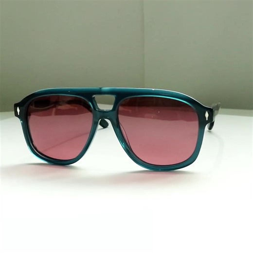 One of our newest eyewear designs.🕶️ Modern design, comfortable fit, and clean finishing — a style that works well for many markets. We’re currently sharing these series model with partners who are looking for new sunglasses collections for the upcoming season. If you’re interested in: • More photos • Color options • MOQ & pricing • Logo customization Just comment “Details” or @ me below, and I’ll send you more information. #sunglasses #eyewear #opticalframes #eyewearmanufacturer #b2b