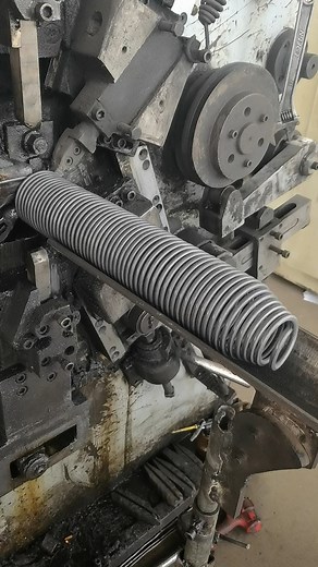 Make in China Method of making long springs #manufacture #machine #processing #welding #automobile #cnc #臺灣制造 #copper #makeinchina #diy | Inside the factory