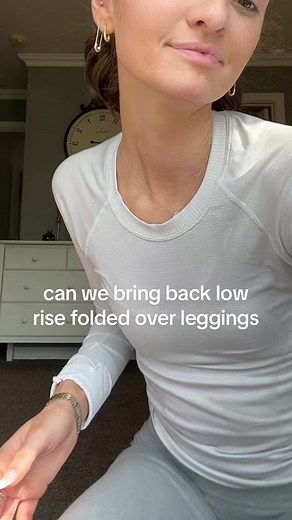 Freaky Comfy Low Rise Fold Over Leggings | Aritzia Styles