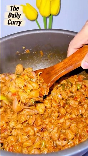 How to Make Soya Chunks Curry 🔥 Simple & Delicious