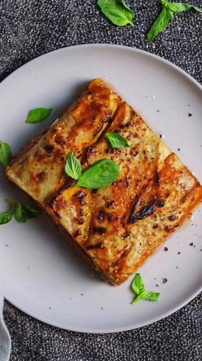 32K views · 13 reactions |  The wait is OVER  Our ROTATING MENU IS BACK - with 15 NEW MEALS (and 2 you’ve never seen before ) Real food. Gluten free. Preservative free. Meals made to nourish you, not the other way around  Tap See Menu to explore the new menu today  | Nourish’d Meal Co | Facebook