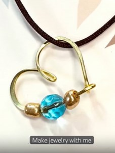 A Cute Pendant You Can Easily Make Yourself