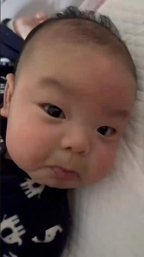 Baby's Hungry face is Too Cute 这表情一看就知道想吃奶了～#cute #cutebaby #shortsvideo #trending #viral #hungry