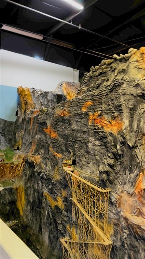 6.3K views · 173 reactions | This is just a huge layout! #modeltrains #railroadhistory #newjersey #trains #reel #train #railroadphotography #Amazing | Big Trains | Facebook