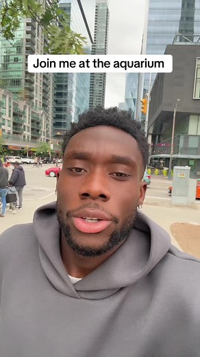 Exploring the Aquarium with Alphonso Davies | Vlog