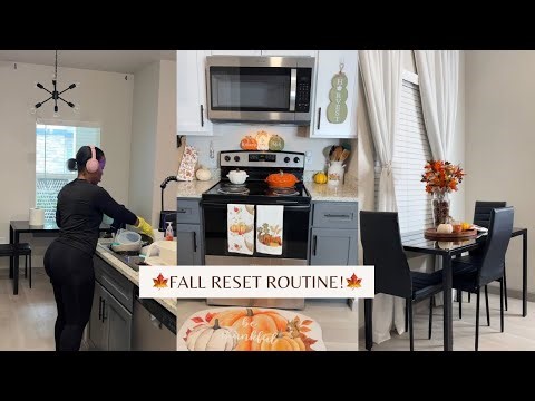 Realistic Fall Clean With Me 🍁 | Small Apartment Deep Clean + Minimalist Decor Ideas #cleanwithme