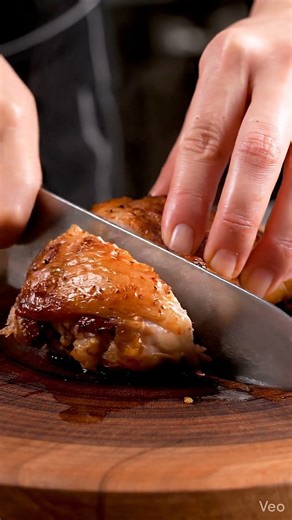 Dry Aged Chicken Cutting Sounds Pure ASMR 🤤🔥 food #asmr #aichef #cooking #ai #satisfying #foodie