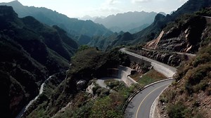 OnAir ™ Model 3 The all-new OnAir product provides unrivalled performance in comfort without compromising the vehicle’s handling dynamic, significantly reducing the road noise for a quieter cabin. These kits are specially made for the Tesla Model 3 & Y and have been calibrated with superior comfort in mind OnAir has opted for an AMK Air Compressor which is super quiet, this is all contained in a brushed aluminium finish management system. TheAir Compressor is the same one used in Mercedes and Ra