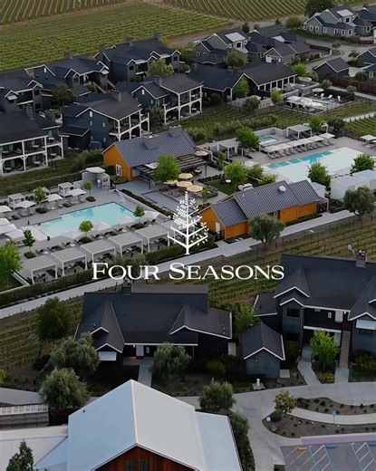 Ready for wine country? Fireside bliss, estate wines steps away, farm-to-table feasts, dreamy Calistoga views. 🍷 | Four Seasons Resort and Residences Napa Valley