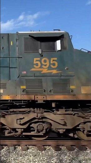 K5lla horn on csx train!
