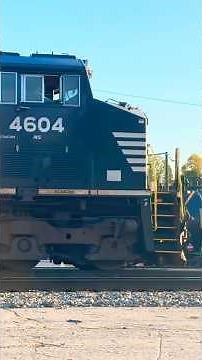 Wave from the cab: Norfolk Southern Train 118 with DPU Greensboro NC #asmr #train #railway #railroad