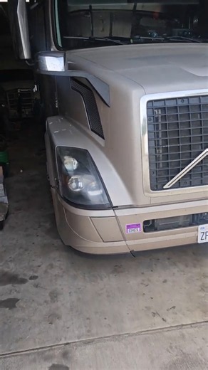 How to Spot Bad Semi Truck Brakes (Volvo Inspection & Fix)
