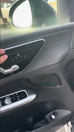 2023 Mercedes GLC 300